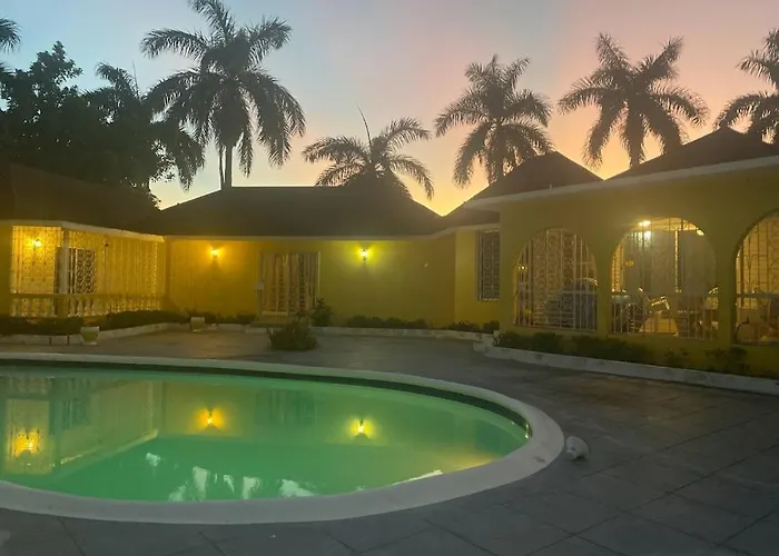Yancey Largo With Private Pool Villa Montego Bay