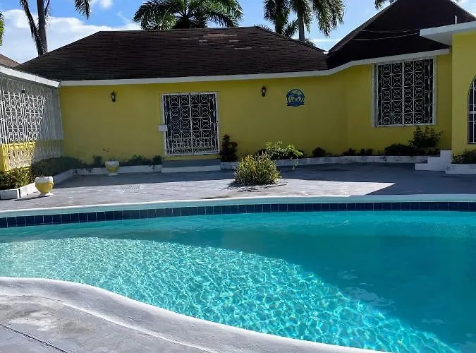 Yancey Largo With Private Pool * Montego Bay