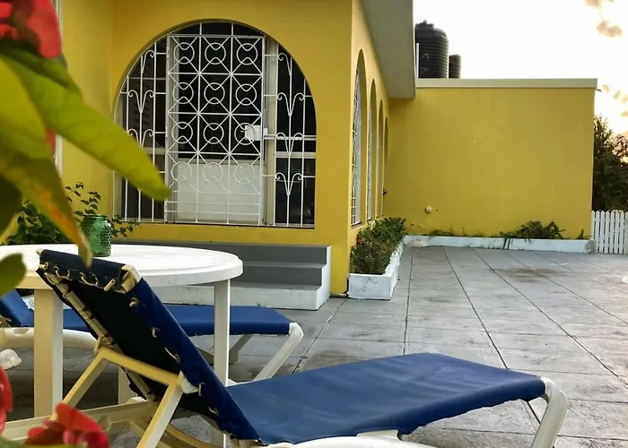 Yancey Largo With Private Pool Montego Bay