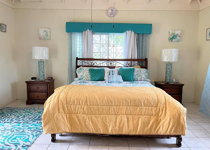 Yancey Largo With Private Pool