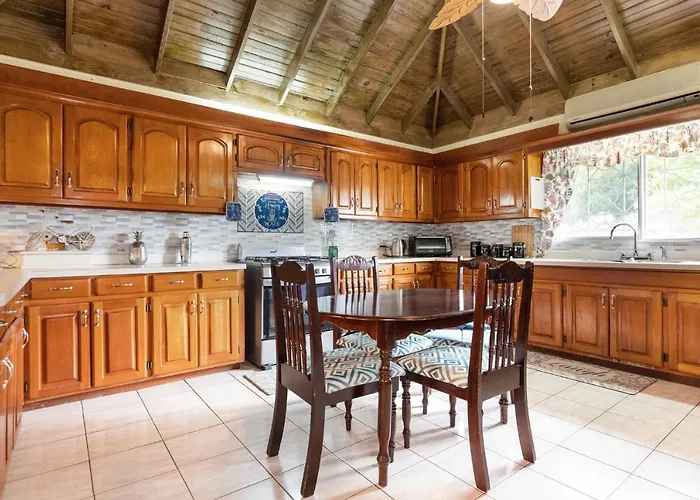 Yancey Largo With Private Pool Villa *