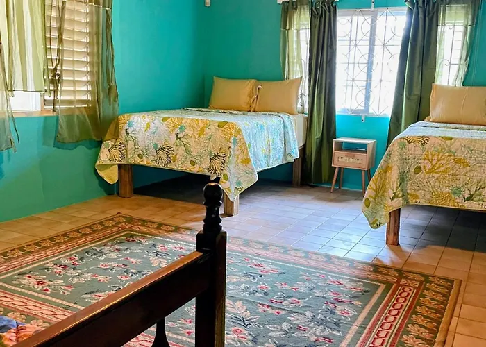 Villa Yancey Largo With Private Pool